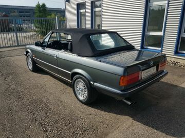 Thumbnail von BMW 320i Cabrio