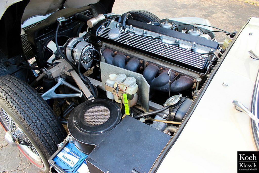 Thumbnail von Jaguar E-Type SII 4.2 Roadster