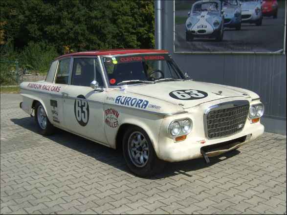Studebaker Lark V8 