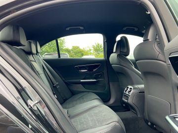 Thumbnail von Mercedes Benz C200 AMG Line