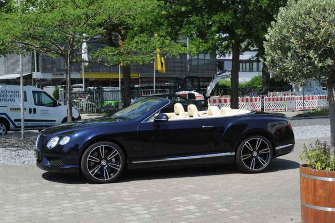 Bentley GTC V8