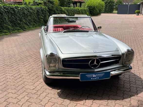 Mercedes Benz 280 SL Pagoda