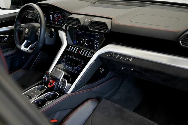 Thumbnail von Lamborghini - Urus