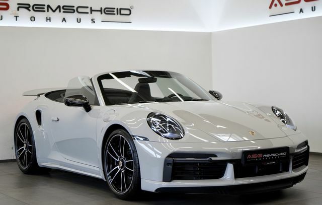 Thumbnail von Porsche - 992