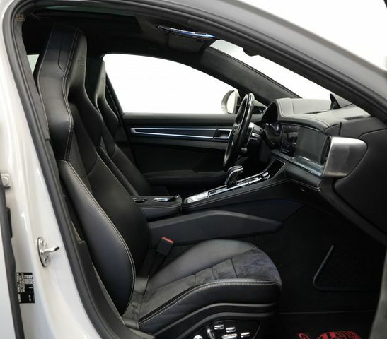 Thumbnail von Porsche - Panamera