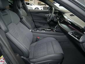 Thumbnail von AUDI E-TRON GT