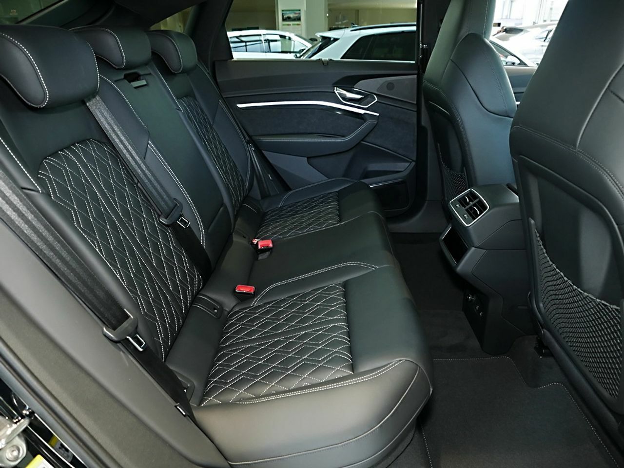 Thumbnail von AUDI E-TRON