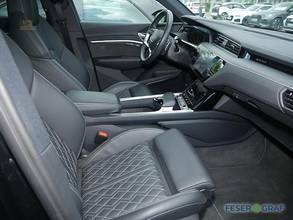 Thumbnail von AUDI E-TRON GT