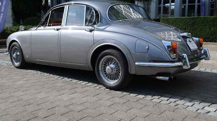 Jaguar MK Ii mit 4.2 ltr Servo und 5-Gang G-trak-Getriebe