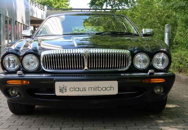 Jaguar Daimler V8 version longue