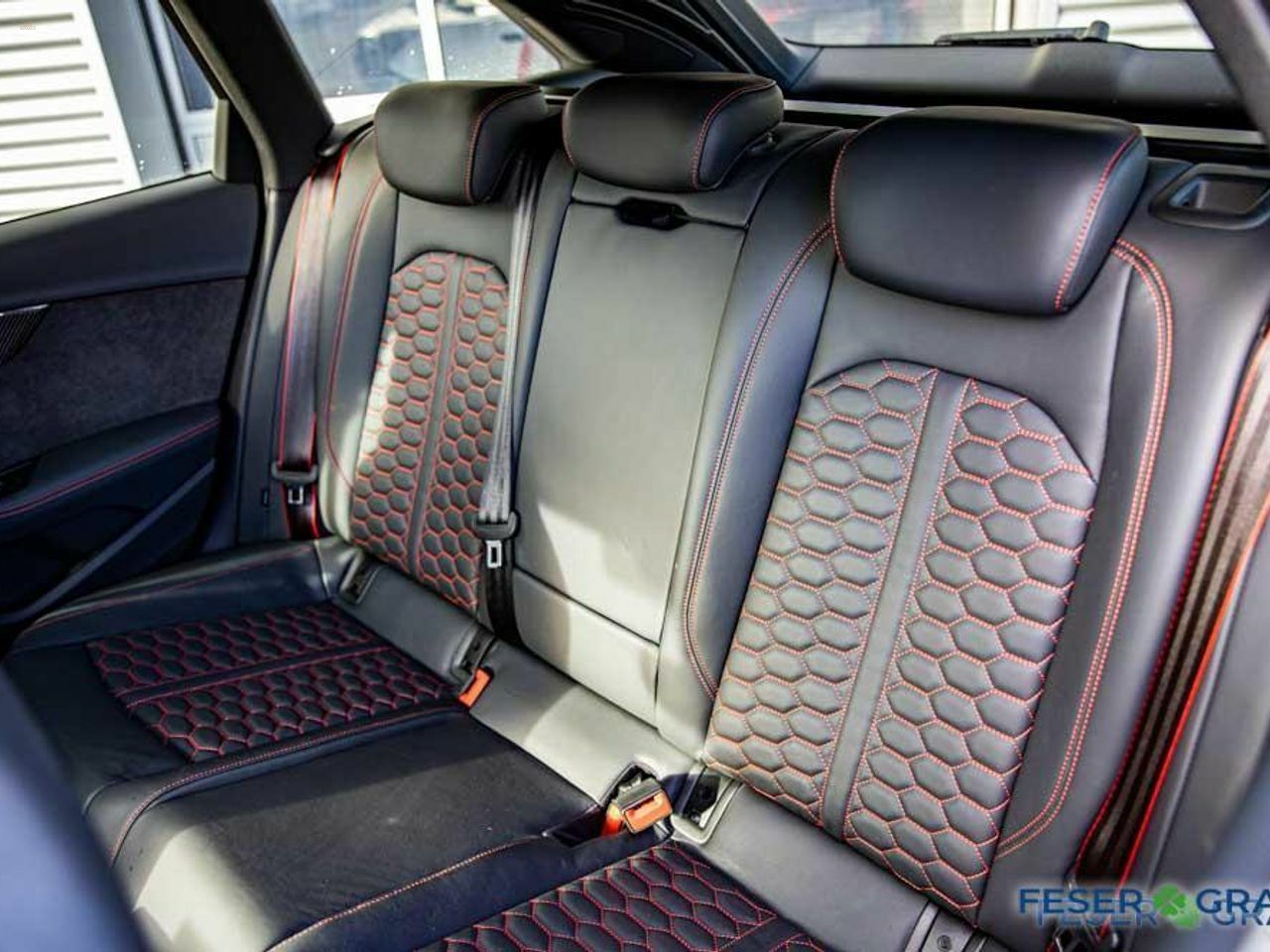 Thumbnail von AUDI RS4 AVANT