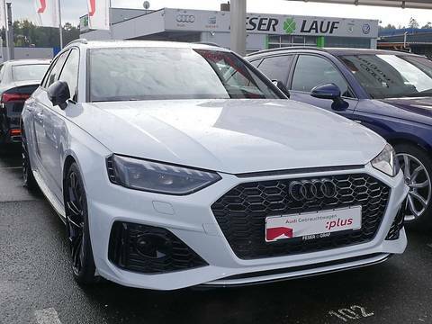 AUDI RS4 AVANT