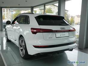 Thumbnail von AUDI E-TRON
