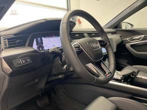 Thumbnail von AUDI E-TRON