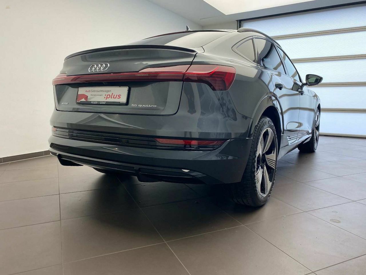 Thumbnail von AUDI E-TRON