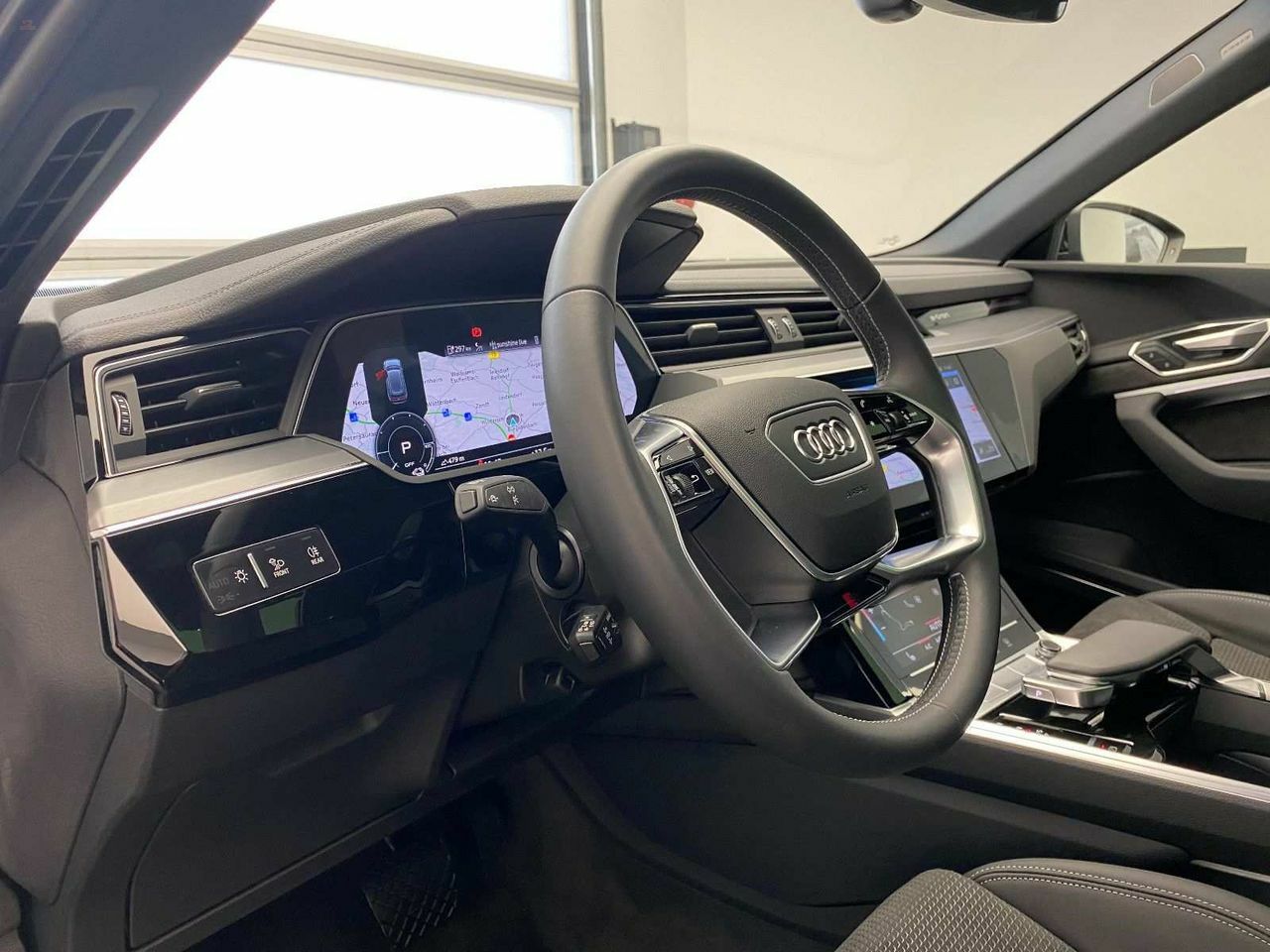 Thumbnail von AUDI E-TRON