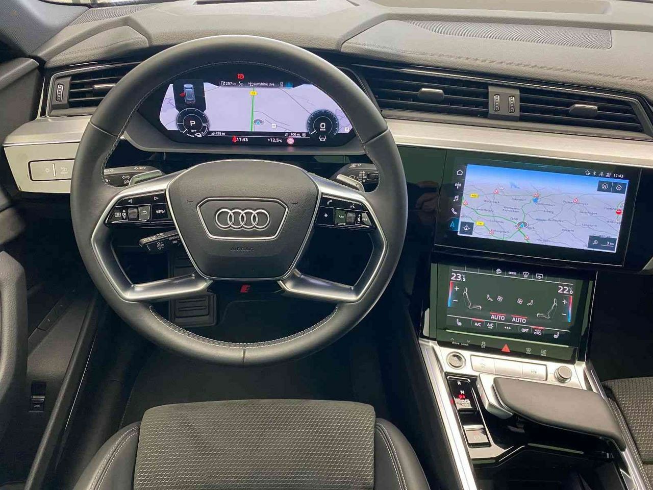 Thumbnail von AUDI E-TRON