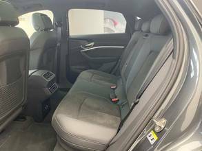 Thumbnail von AUDI E-TRON