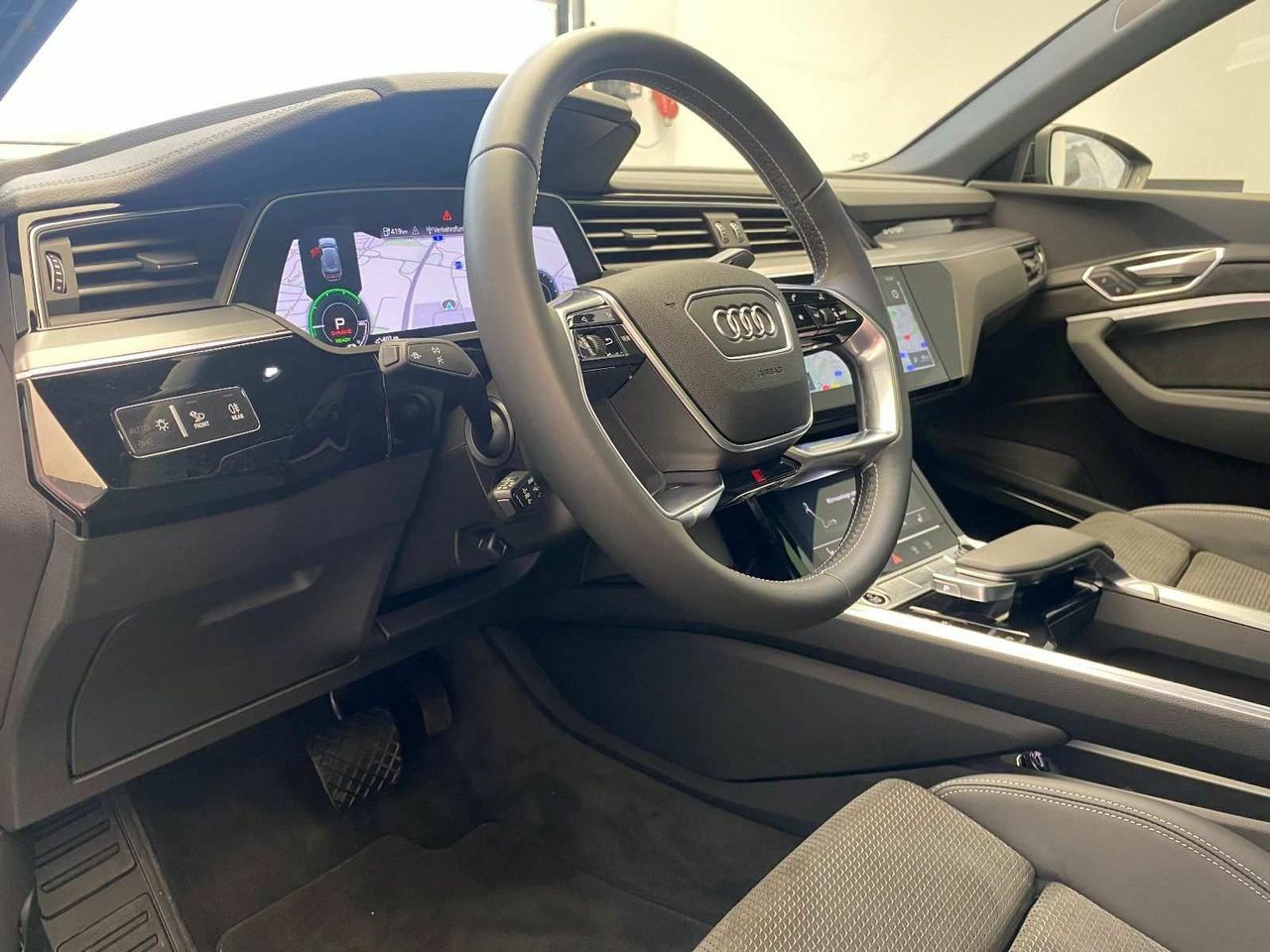 Thumbnail von AUDI E-TRON