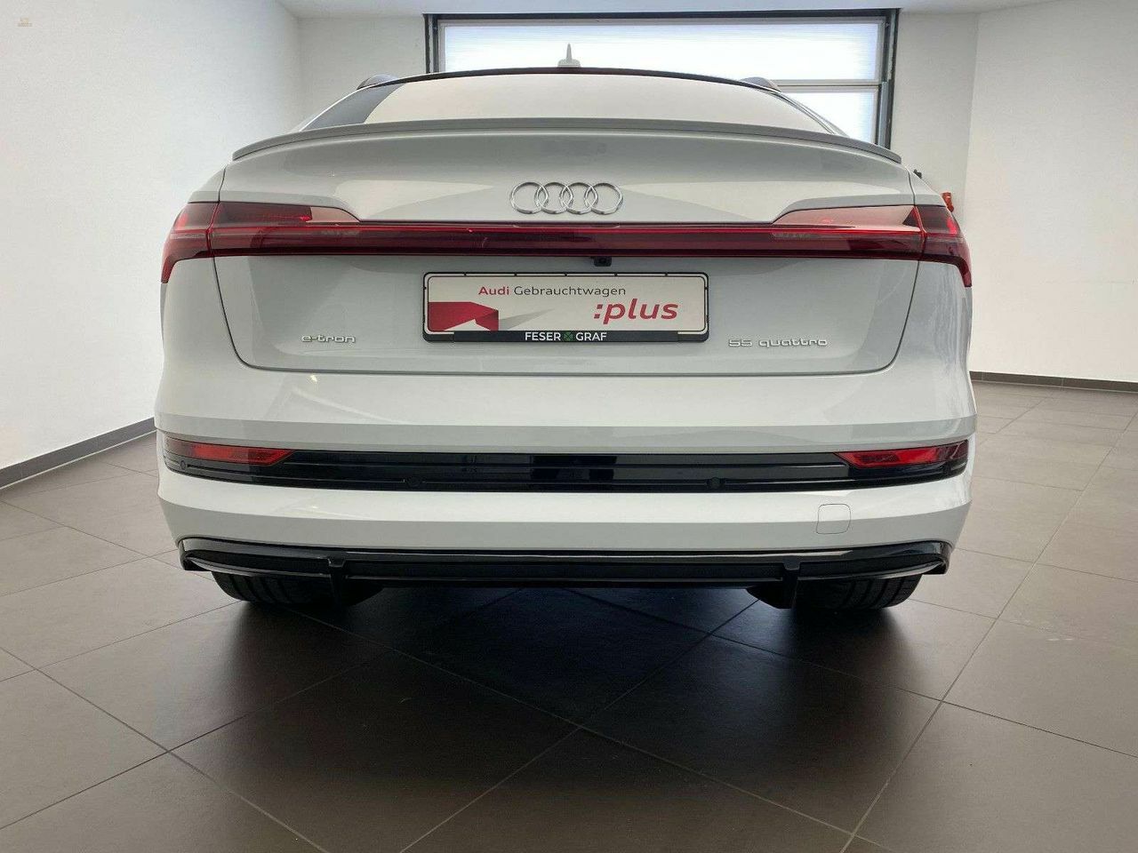 Thumbnail von AUDI E-TRON