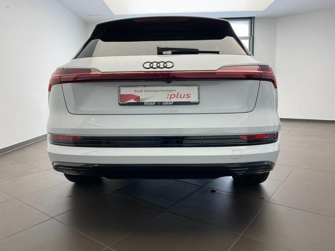 Thumbnail von AUDI E-TRON