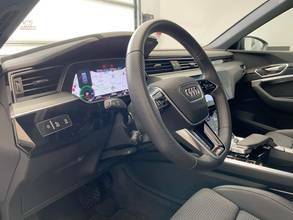 Thumbnail von AUDI E-TRON