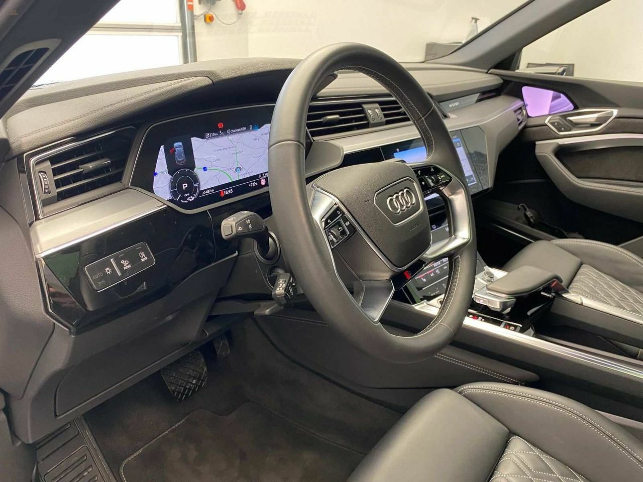 Thumbnail von AUDI E-TRON