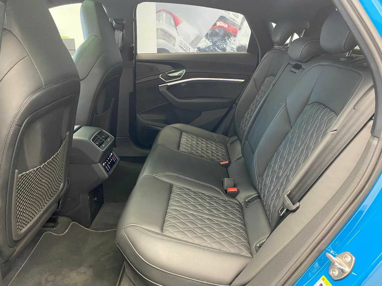 Thumbnail von AUDI E-TRON