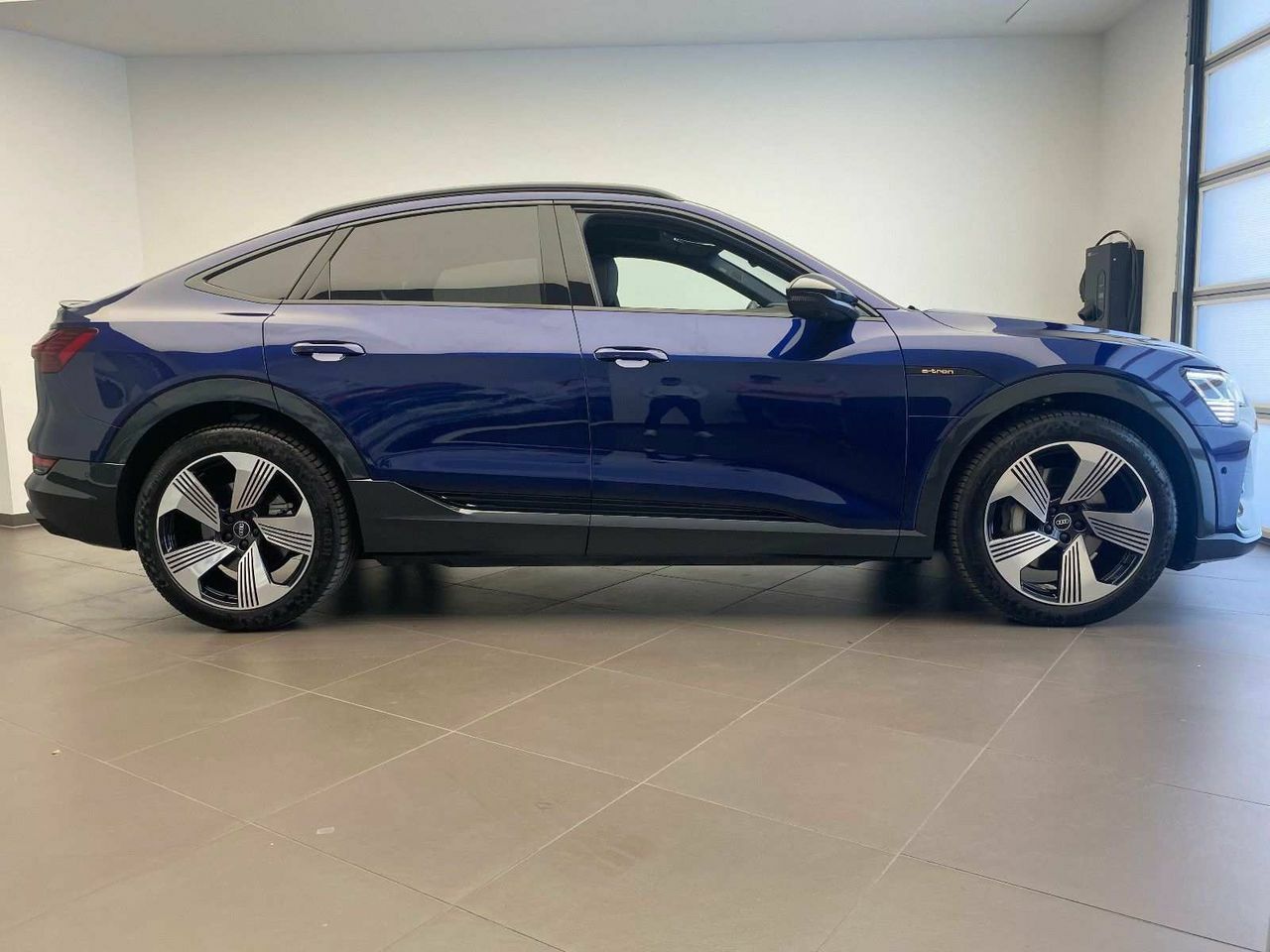 Thumbnail von AUDI E-TRON