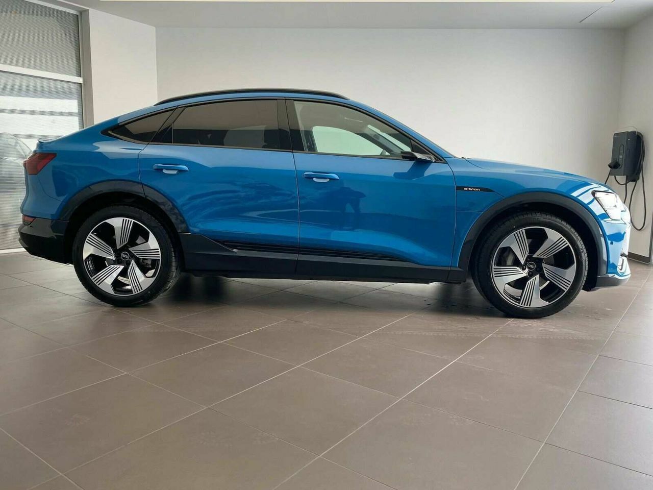 Thumbnail von AUDI E-TRON