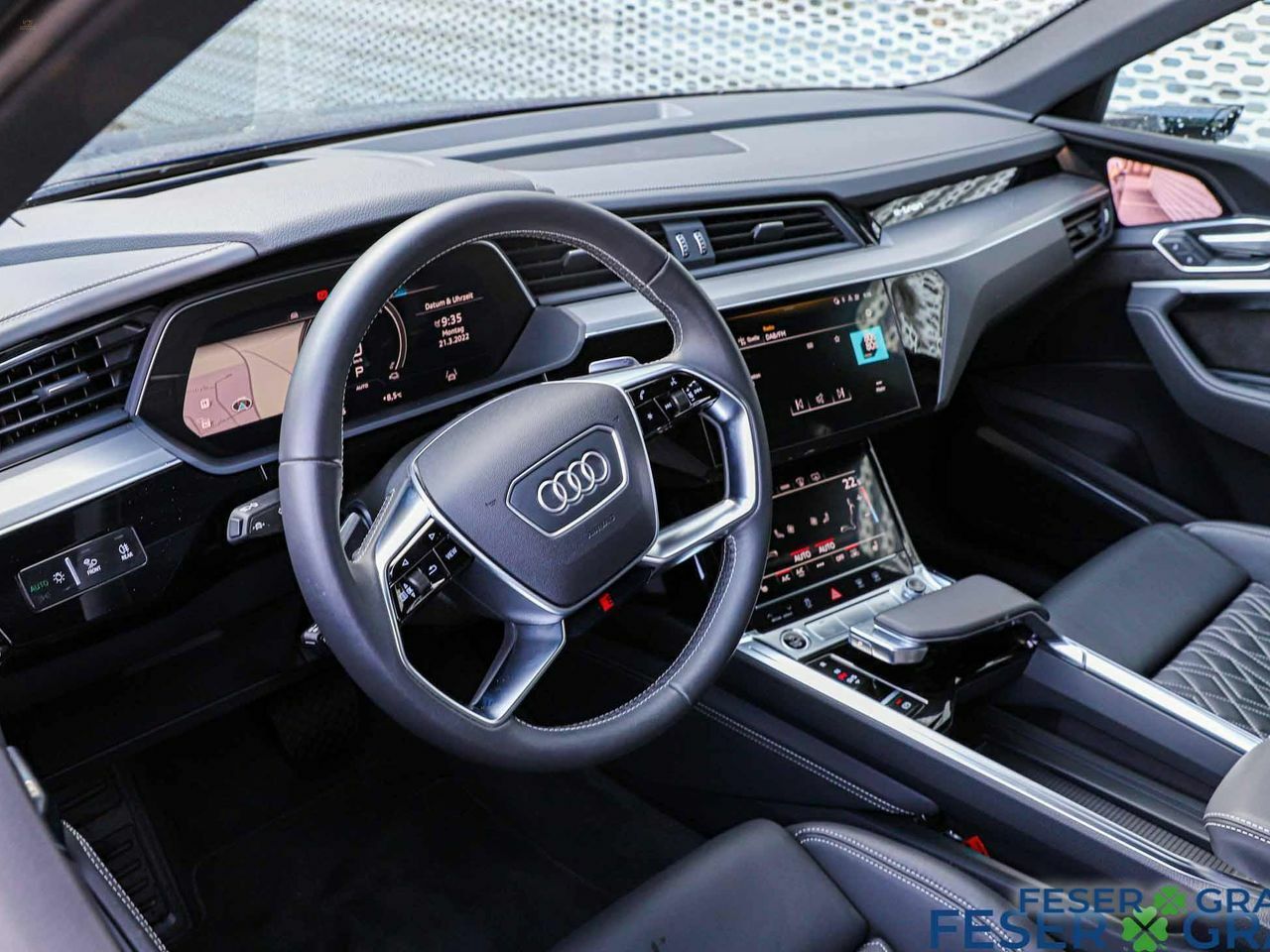 Thumbnail von AUDI E-TRON