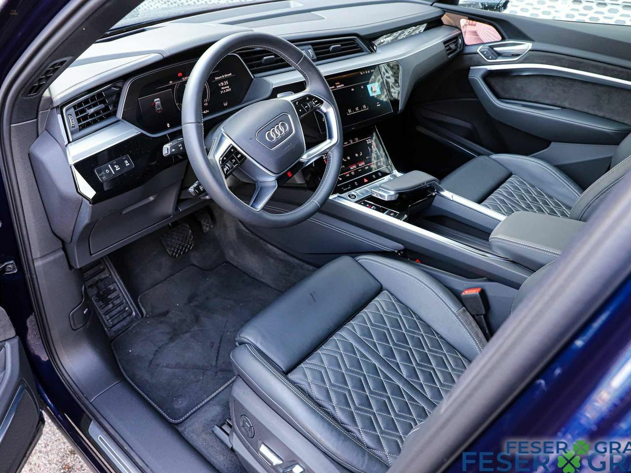 Thumbnail von AUDI E-TRON