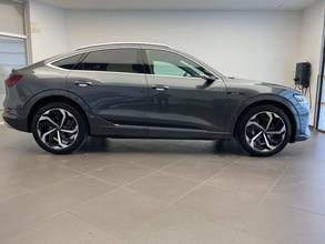 Thumbnail von AUDI E-TRON