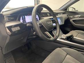 Thumbnail von AUDI E-TRON