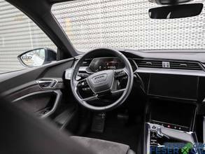 Thumbnail von AUDI E-TRON