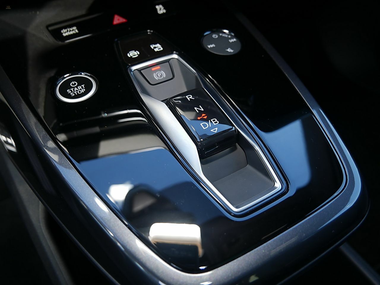 Thumbnail von AUDI Q4 E-TRON