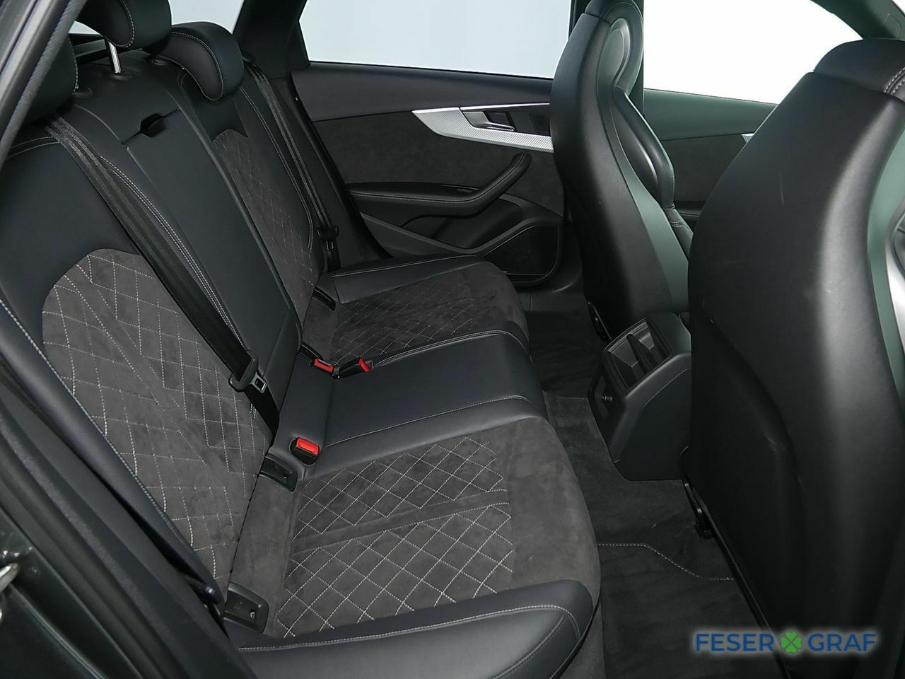 Thumbnail von AUDI RS4 AVANT