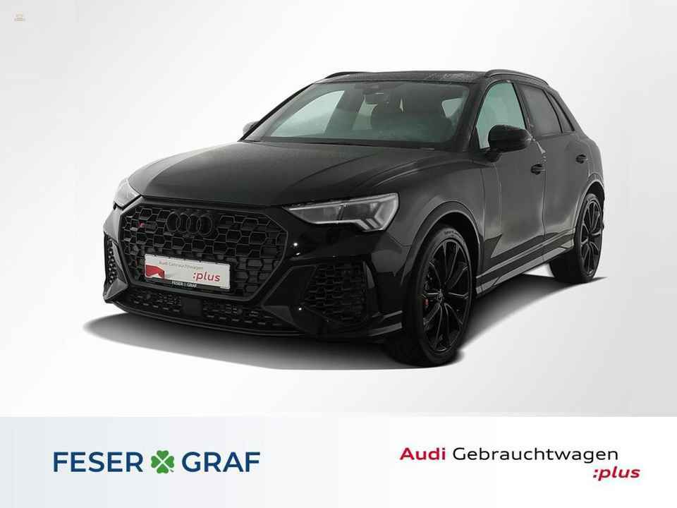 AUDI RS Q3