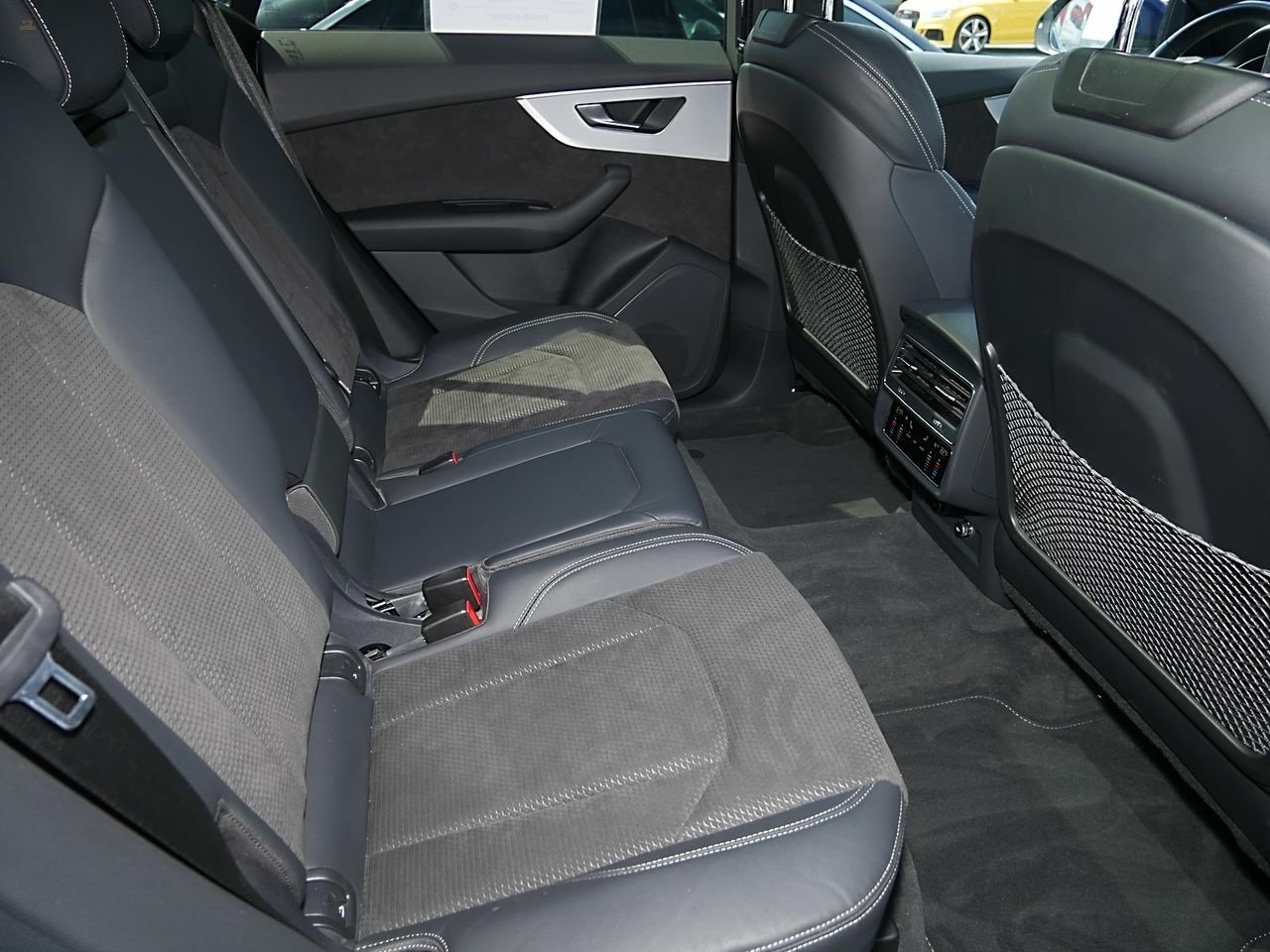 Thumbnail von AUDI Q8