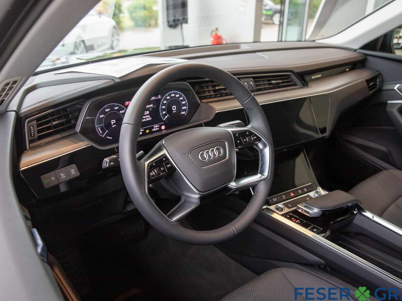 Thumbnail von AUDI E-TRON