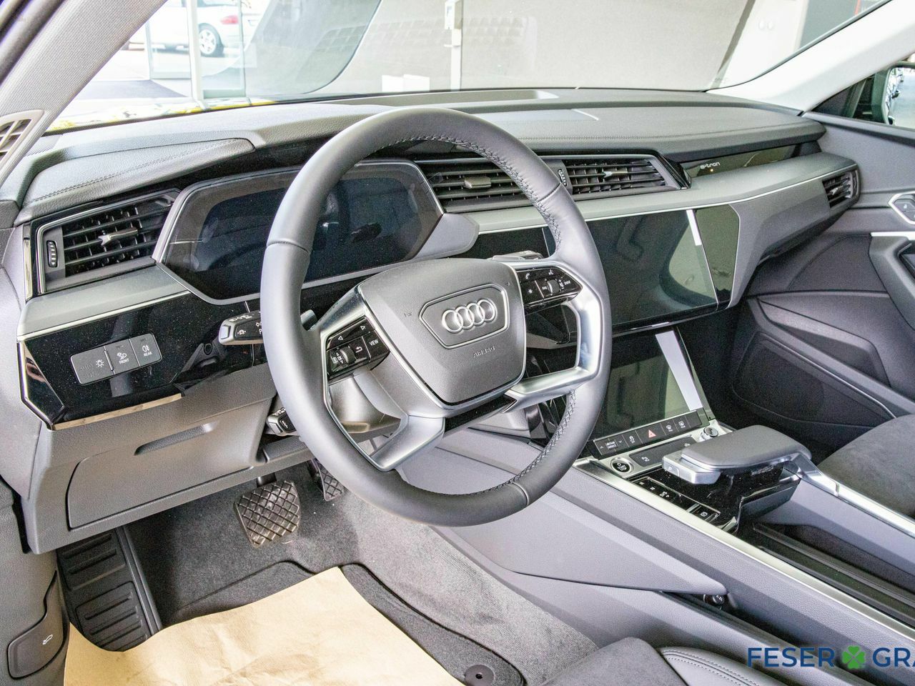 Thumbnail von AUDI E-TRON