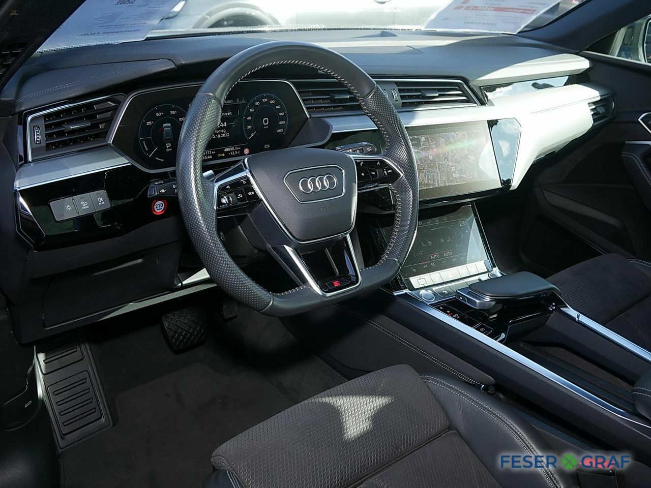 Thumbnail von AUDI E-TRON