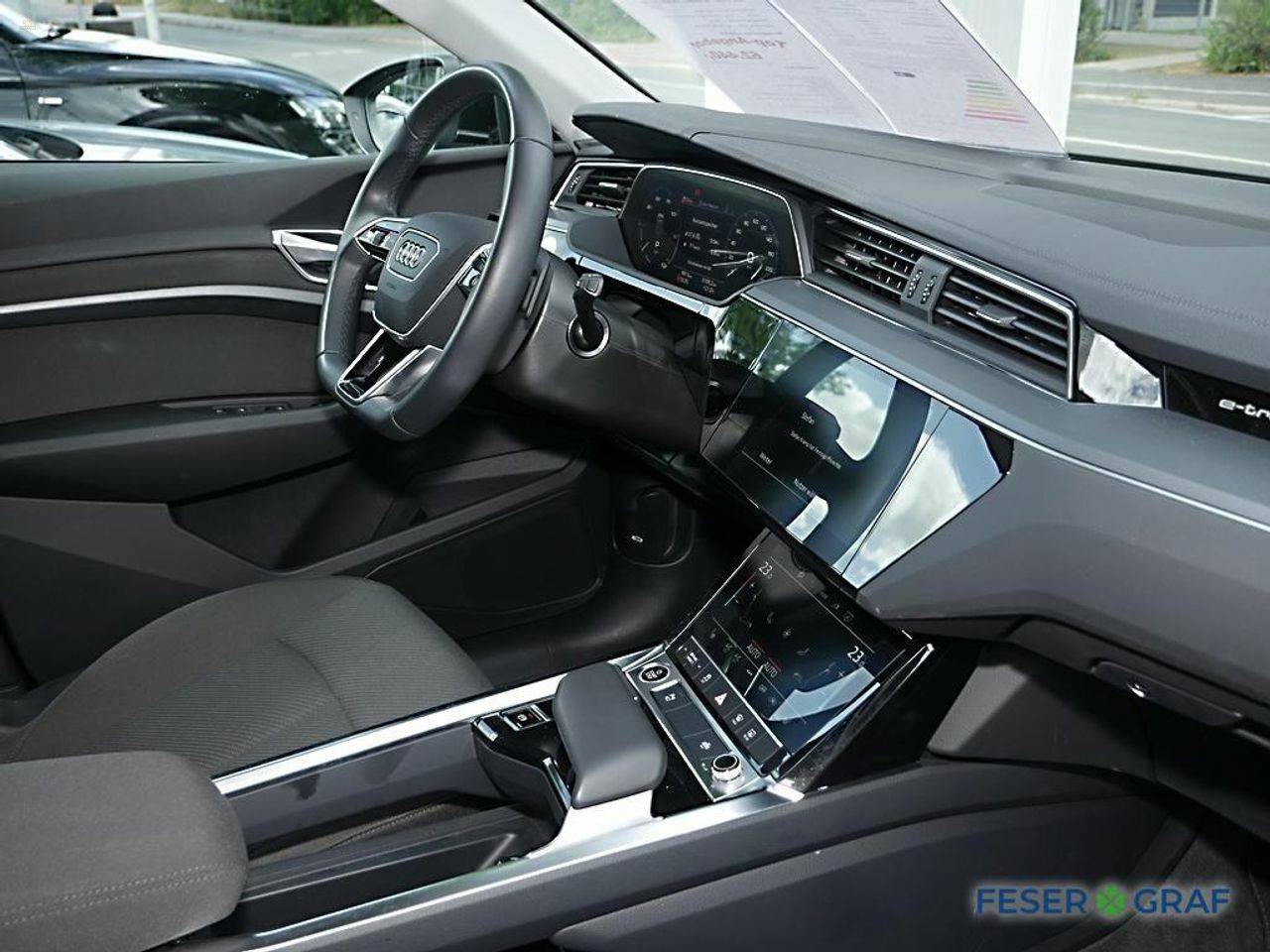 Thumbnail von AUDI E-TRON