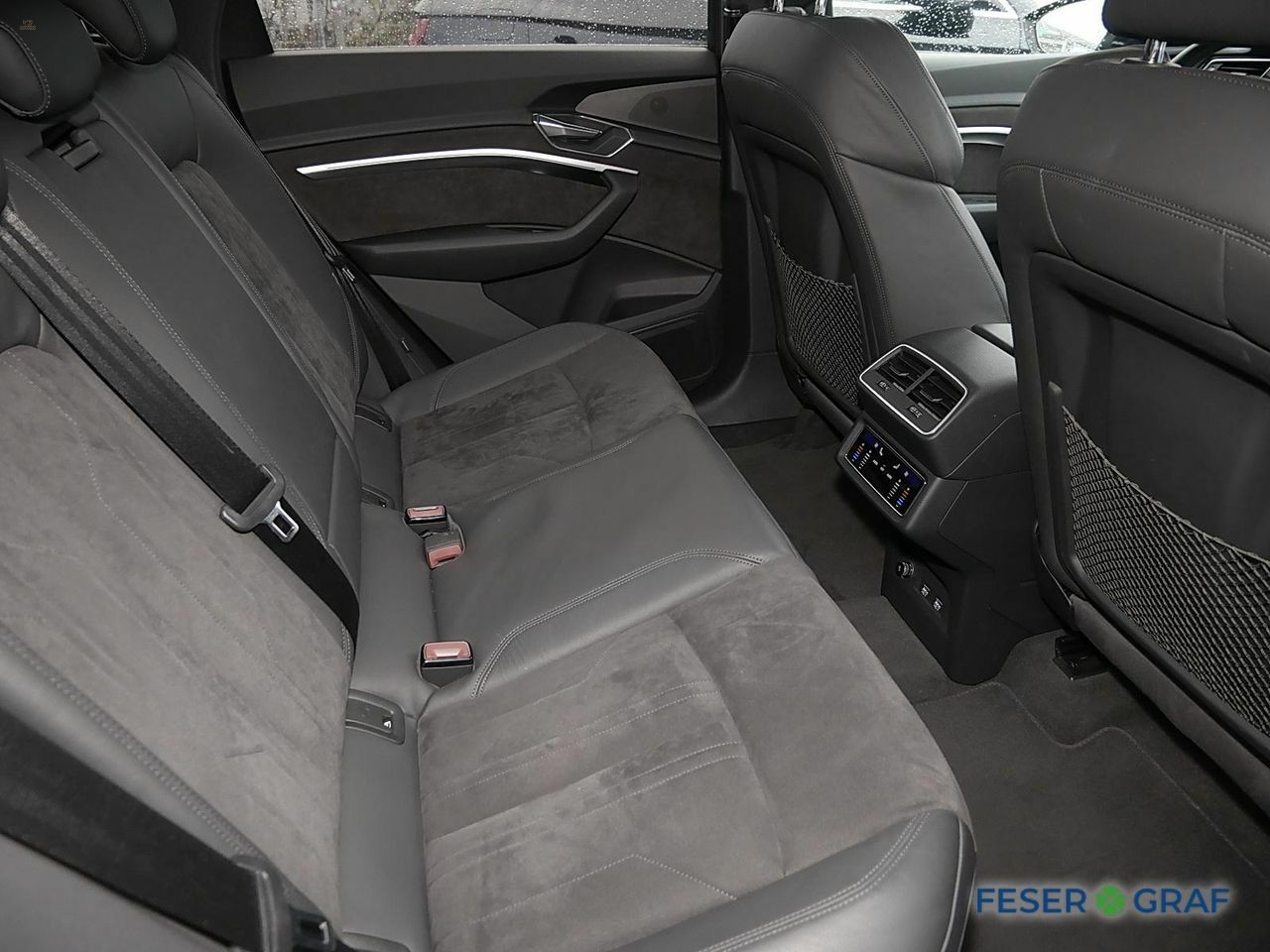 Thumbnail von AUDI E-TRON