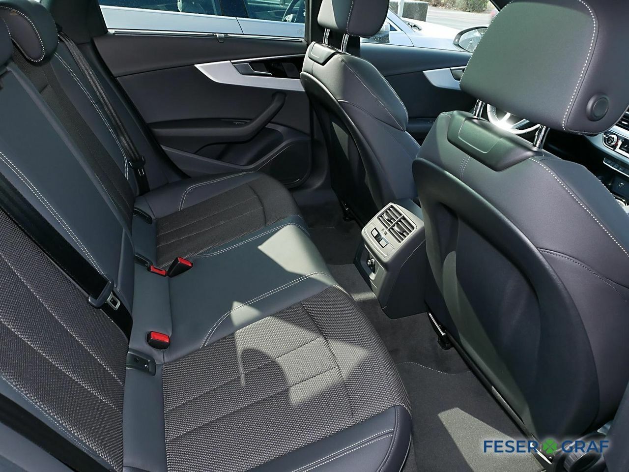 Thumbnail von AUDI A4 AVANT