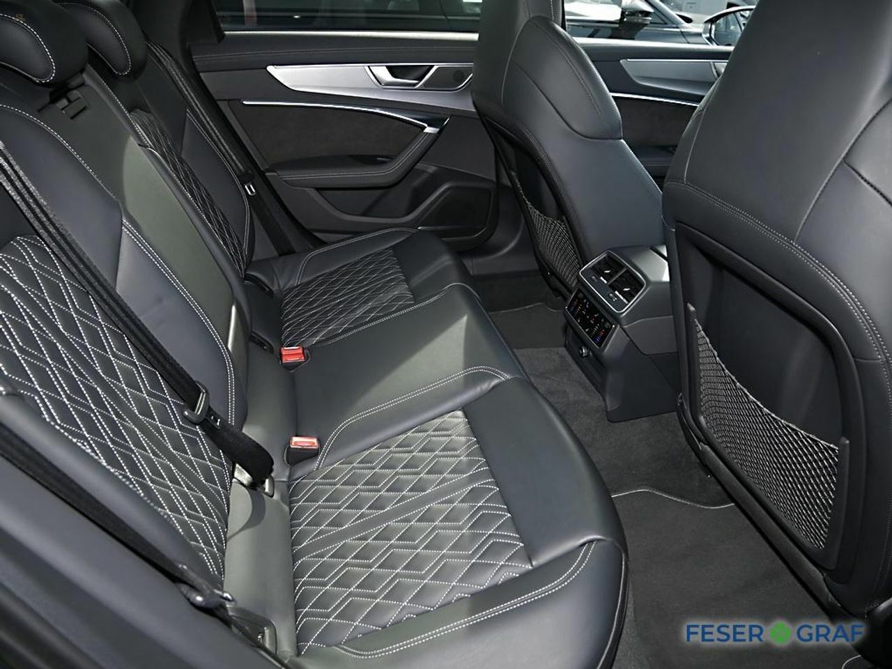 Thumbnail von AUDI S6 AVANT