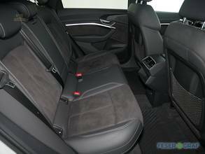 Thumbnail von AUDI E-TRON