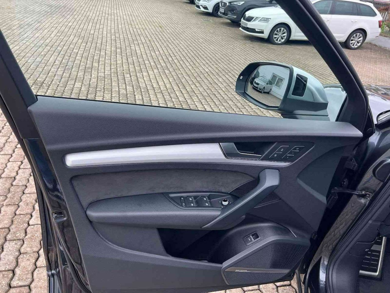 Thumbnail von AUDI SQ5