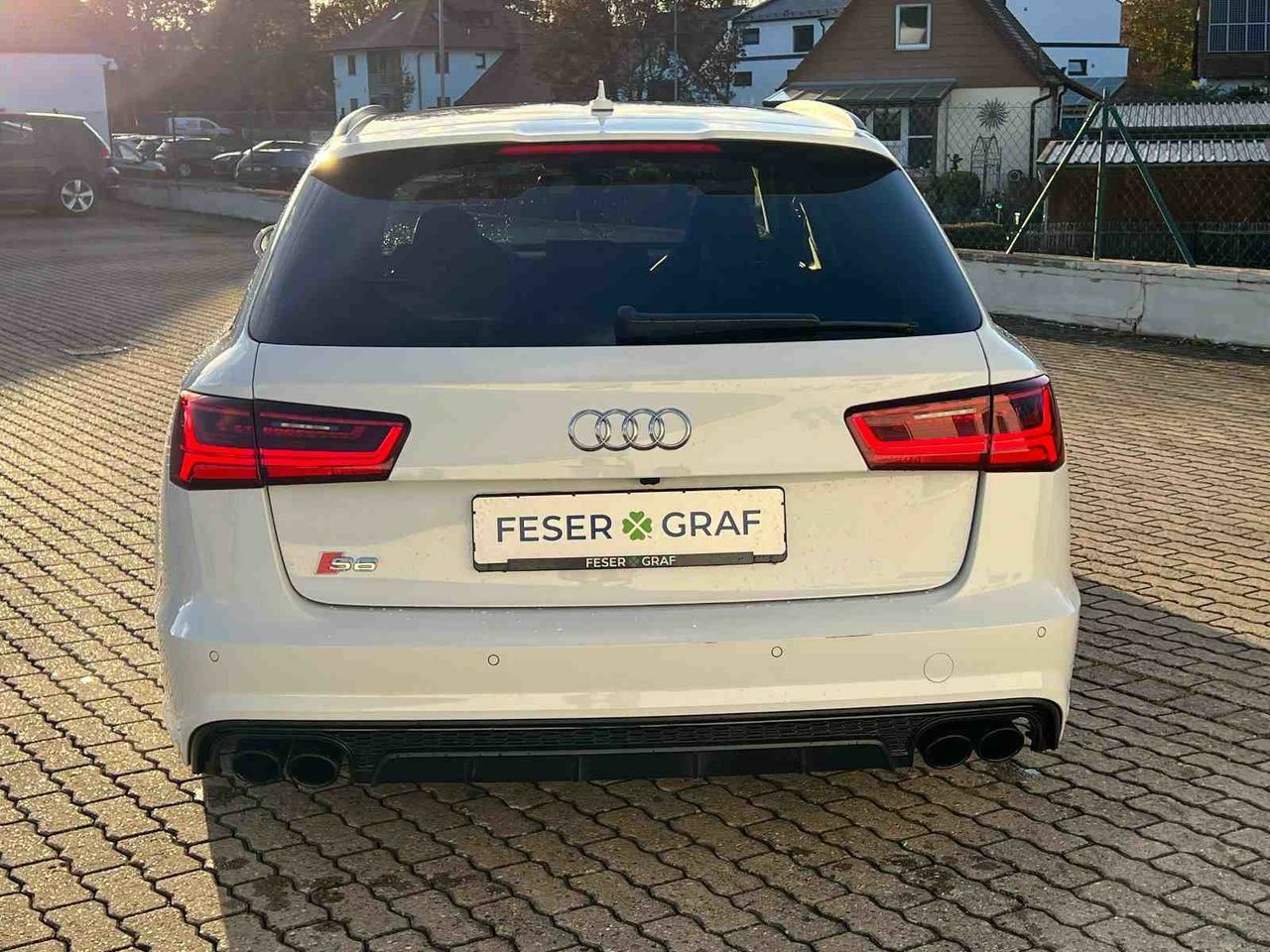 Thumbnail von AUDI S6 AVANT