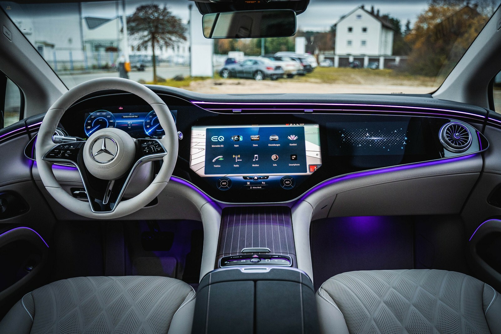 Thumbnail von Mercedes-Benz EQS 580 AMG + HYPERSCREEN